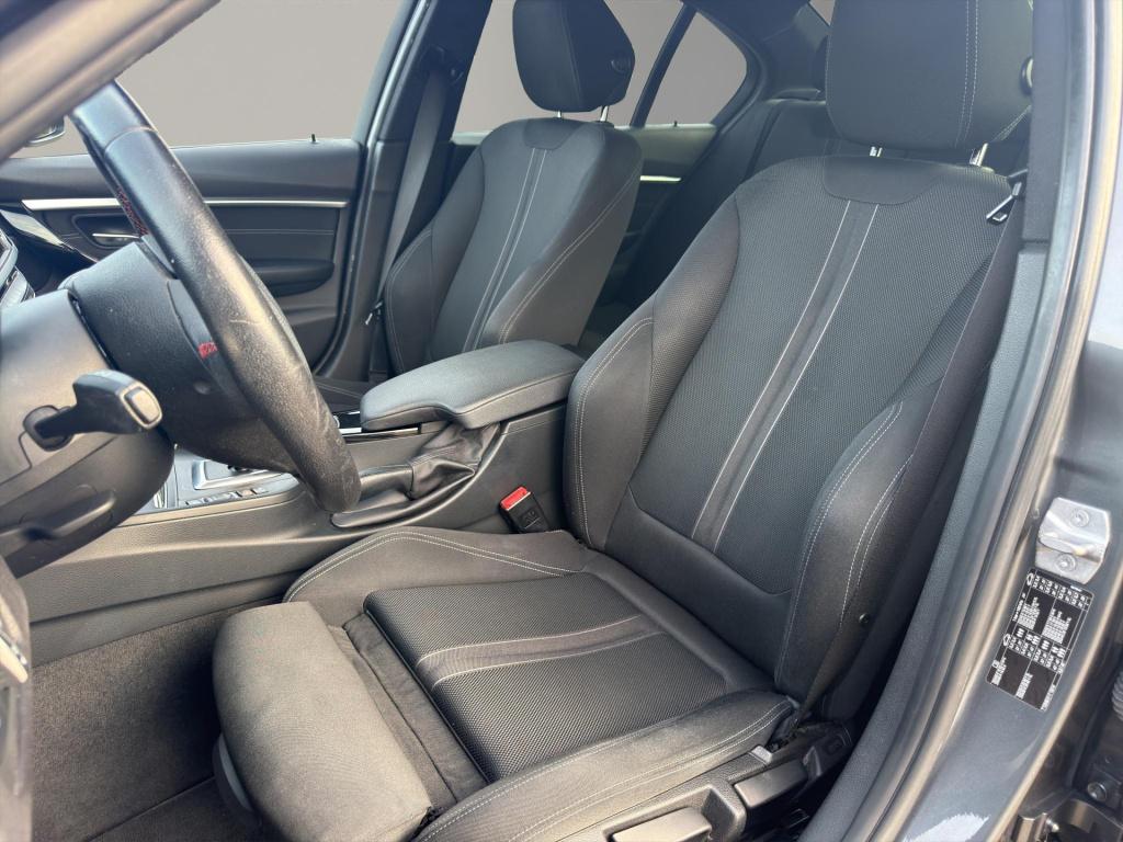 BMW 3-serie 318i luxury 360 head up led