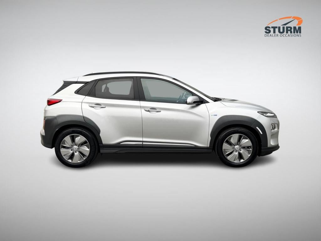 Hyundai Kona ev fashion 64 kwh soh 97%, 3-fase lader