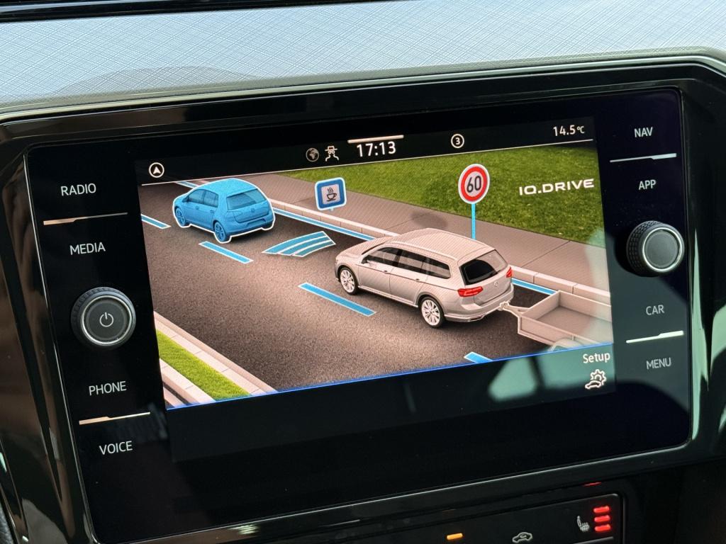 Volkswagen Passat variant 1.5 tsi business | electrische trekhaak | acc | m
