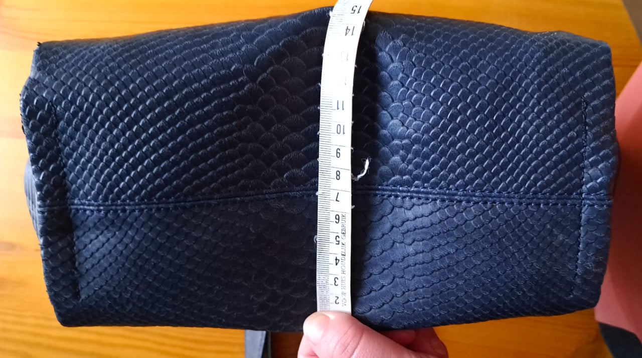 Stijlvolle donkerblauwe schoudertas met krokodillenlook