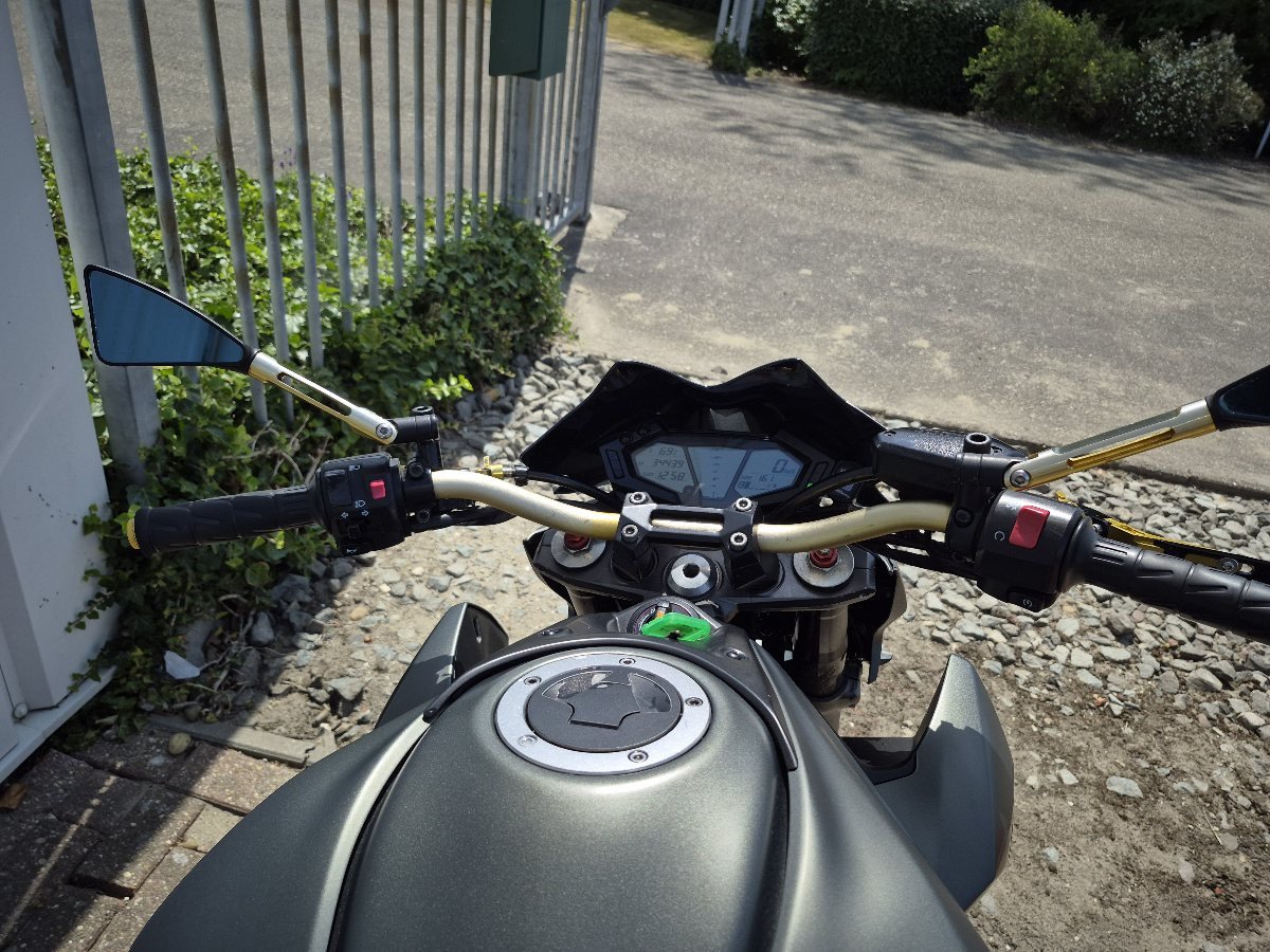 Kawasaki Z800 abs, full options!