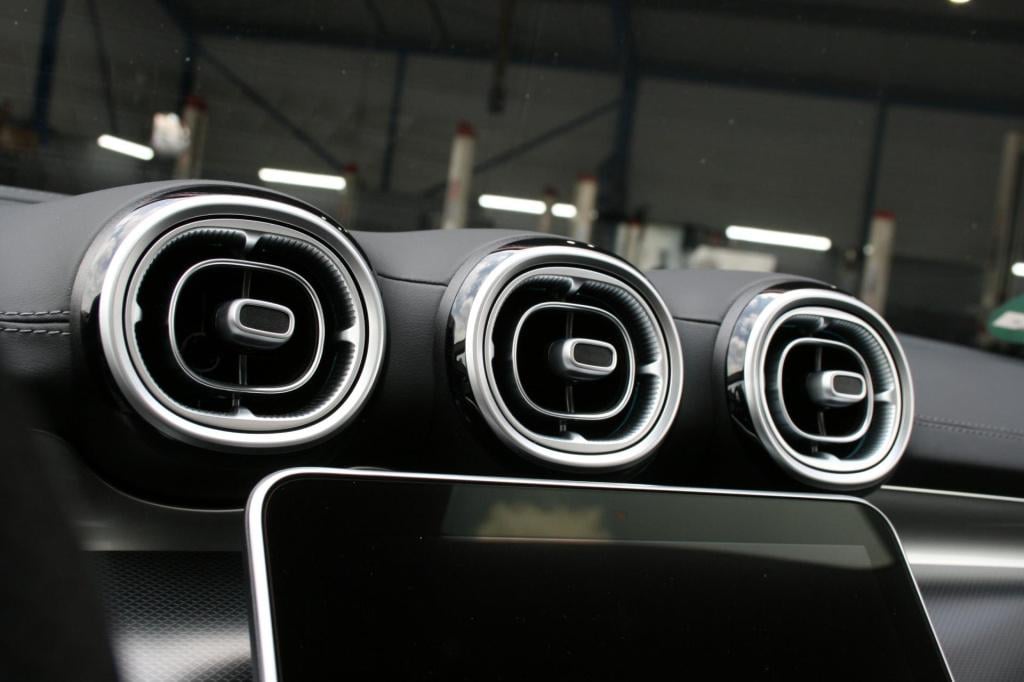 Mercedes-Benz C-Klasse estate 300 e amg line