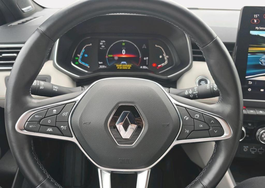 Renault Clio 1.6 e-tech hybrid 140 initiale paris