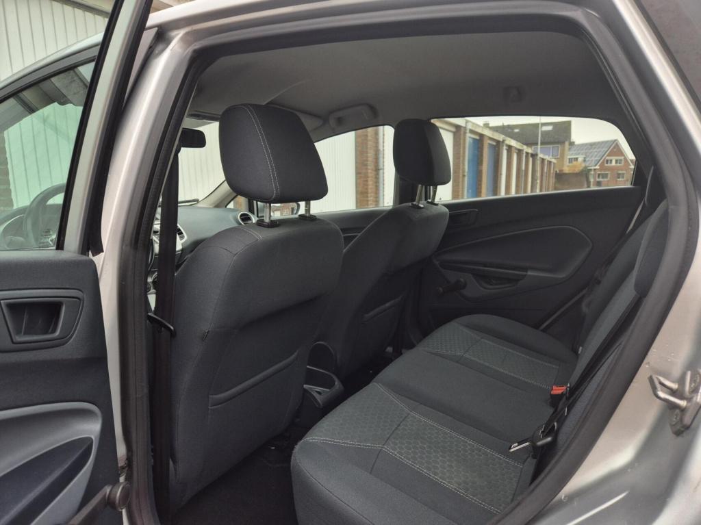 Ford Fiesta 1.25 titanium / origineel nl / airco / verwarmde voorruit