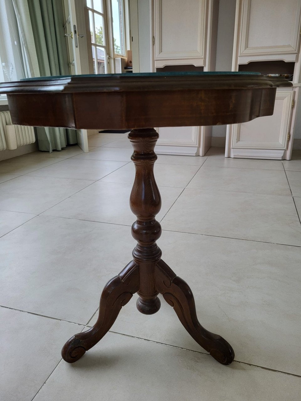 Bijzettafel