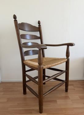 Fauteuil eikenhout met rieten zitting