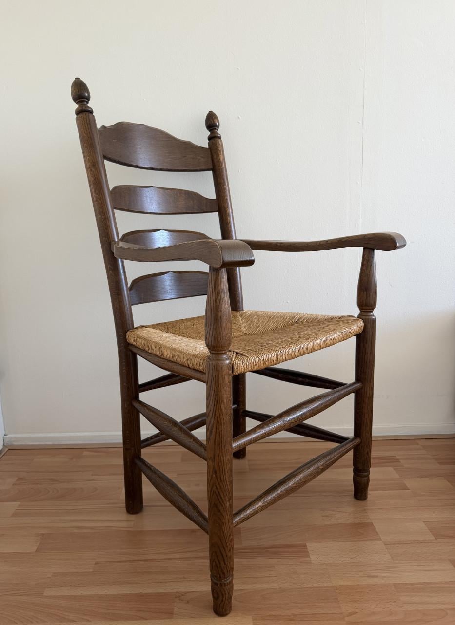 Fauteuil eikenhout met rieten zitting