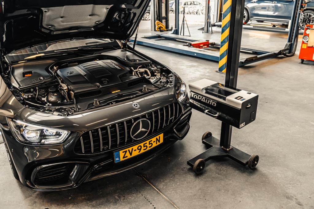 Mercedes-Benz Glc 300e 4matic amg line l airmatic l meesturende achteras l 