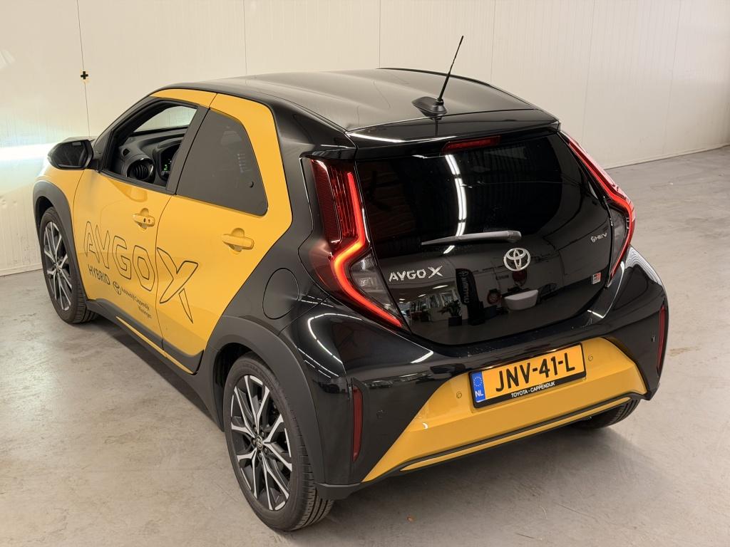 Toyota Aygo x hybrid 115 gr sport