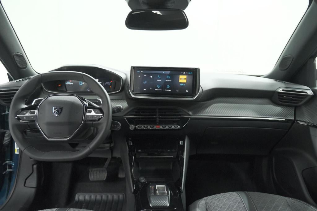 Peugeot 2008 1.2 hybrid 145 allure | apple carplay | climate control | park