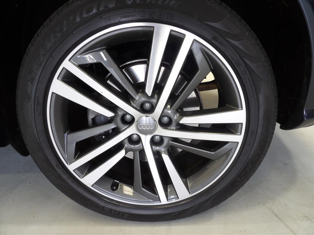 Audi Q5 55 tfsi e quattro 367pk s tronic competition