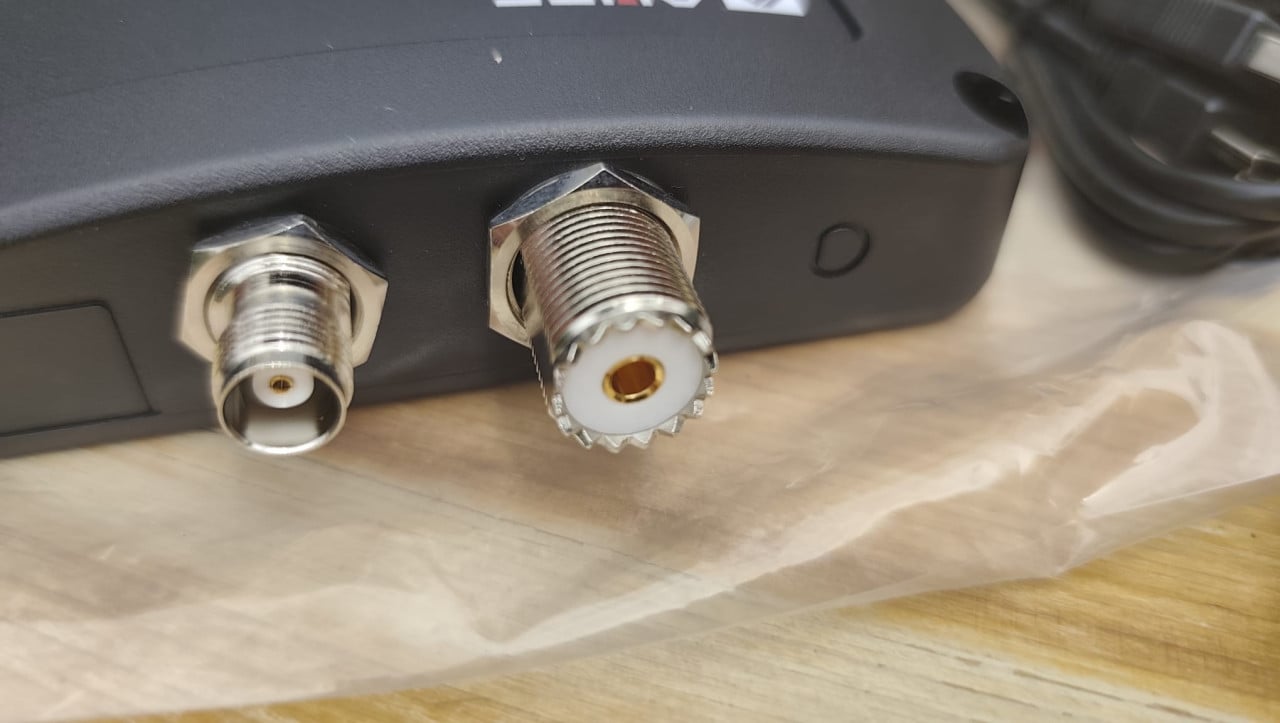 AIS CAMINO-108 Transponder met GPS antenne