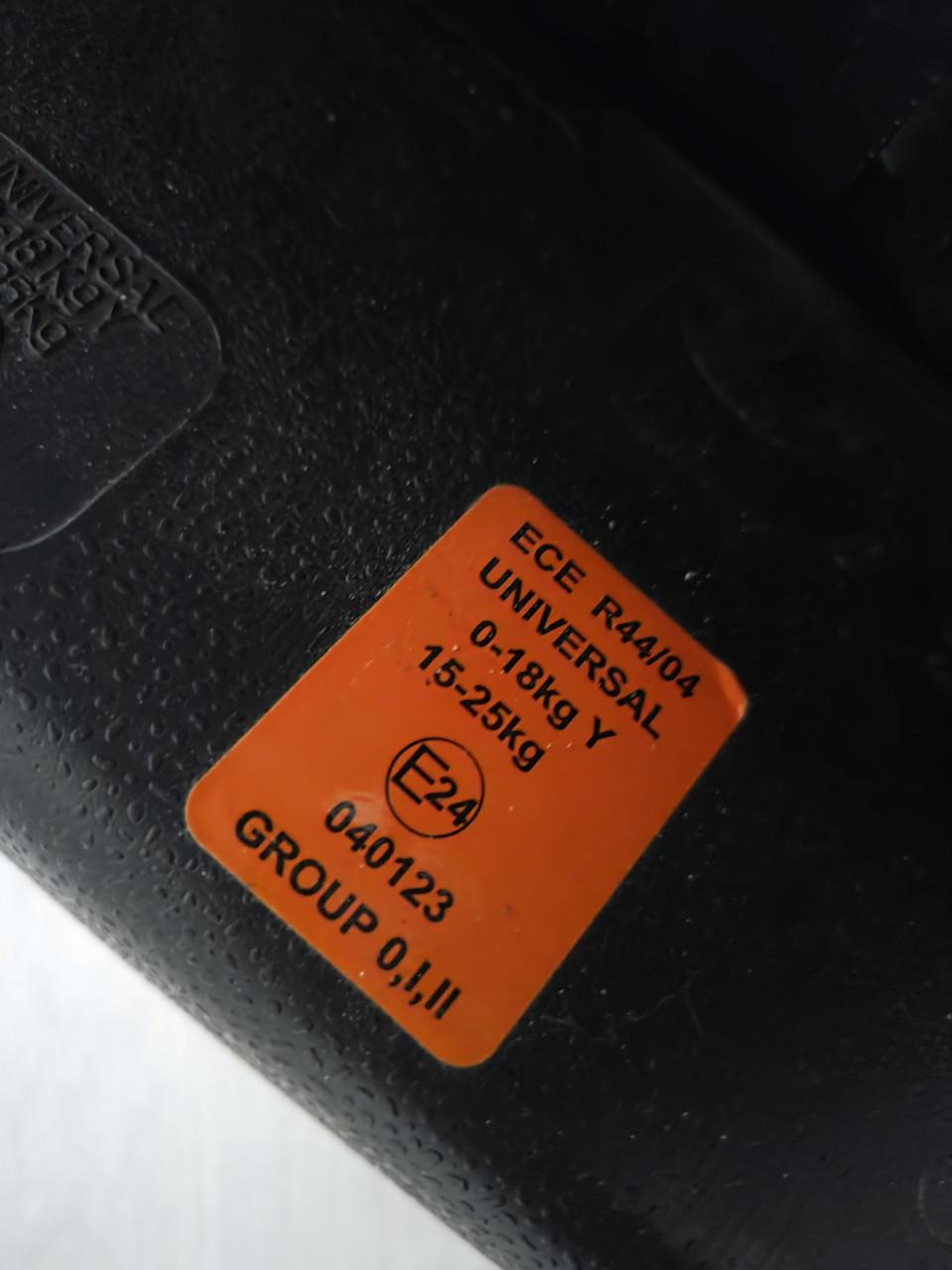 Autostoel Titanium Baby