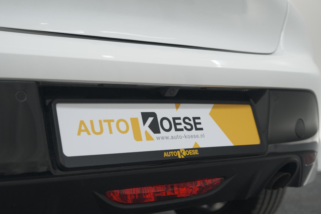 Peugeot 208 puretech 100 allure | adaptieve cruise control | camera | apple