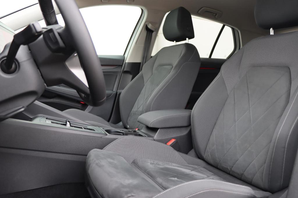 Volkswagen Golf 1.4 ehybrid style 204pk dsg6