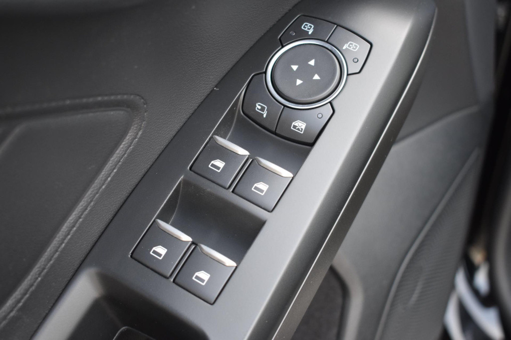 Ford Focus wagon 1.0 ecoboost hybrid st line | panoramadak | apple carplay 