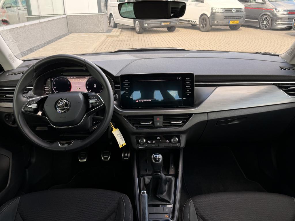 Skoda Kamiq 1.0 tsi scout line | apple carplay | lane assist | stoel/stuur 