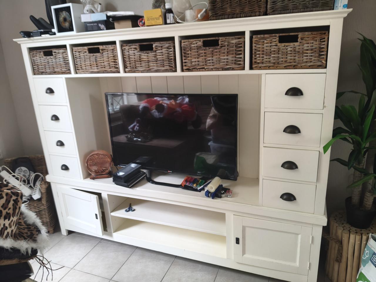 Dressoir en tvkast
