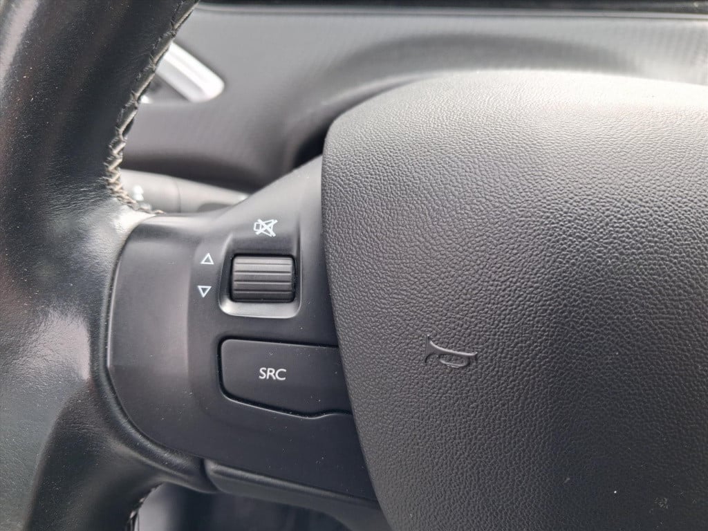 Peugeot 208 allure 1.2-110pk 5d (vol)automaat(eat6) navigatie | apple carpl