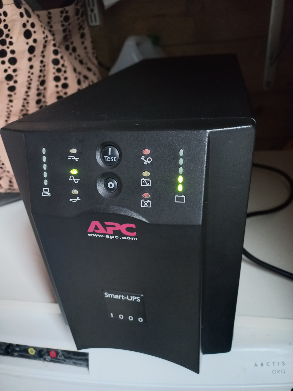 APC smart ups 1000