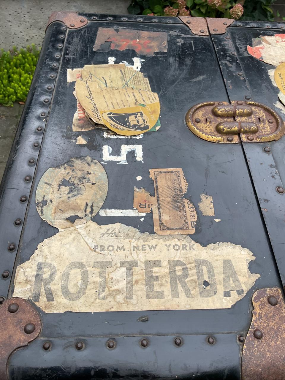 Antieke hutkoffer ( Holland - Amerikalijn )