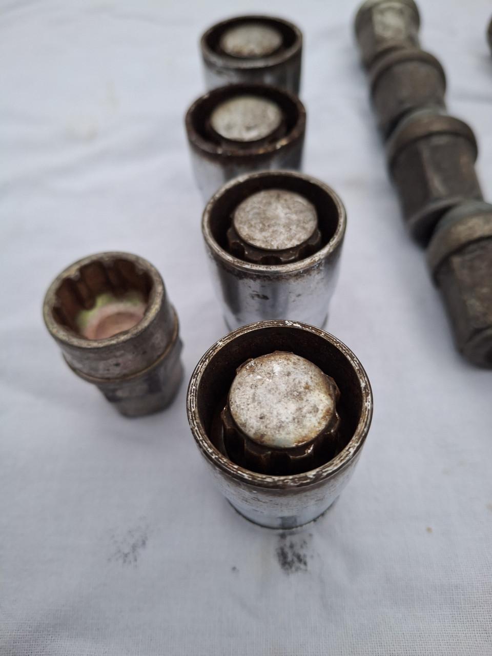 Winterbanden met velgen