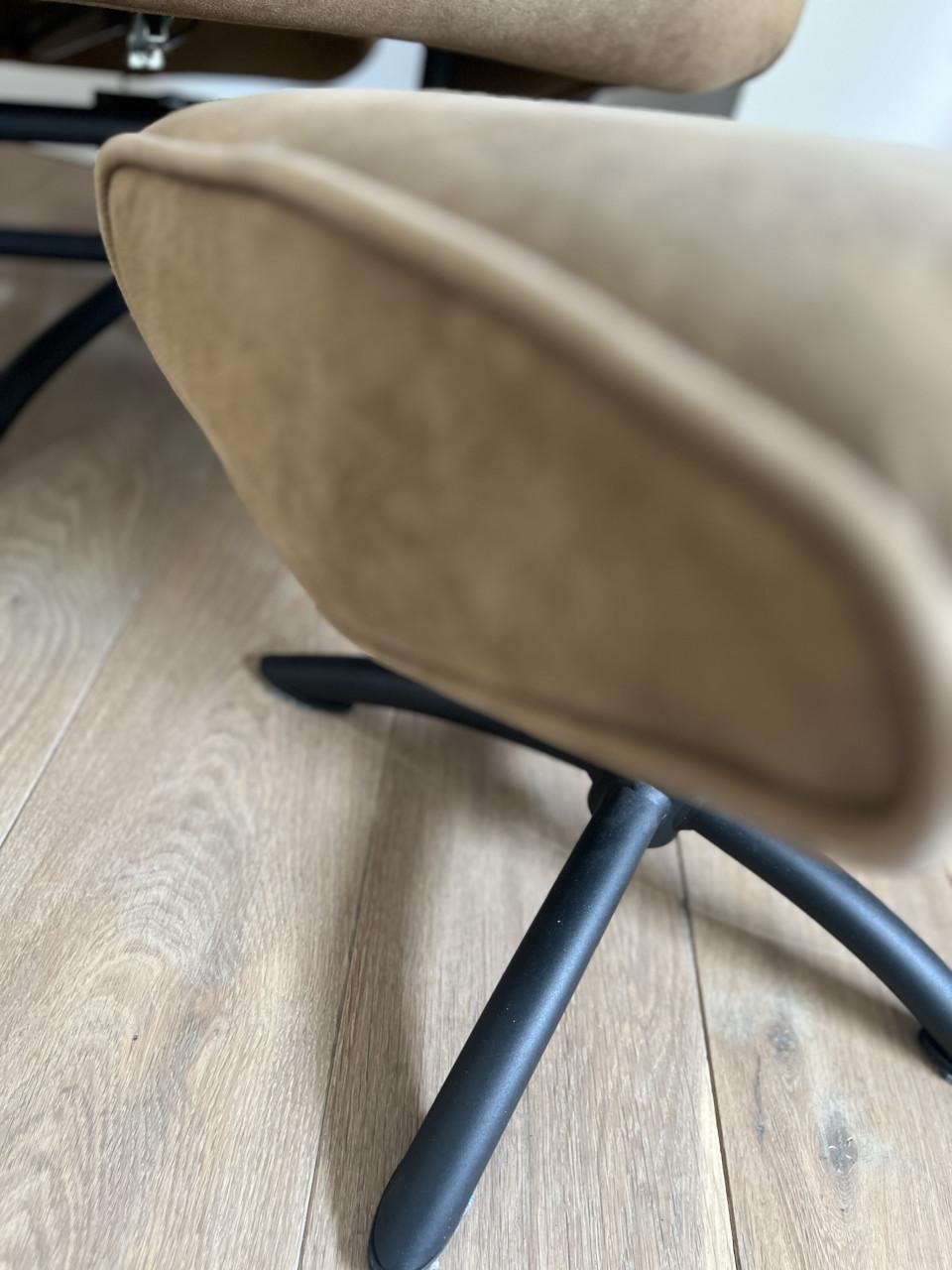 Relaxfeauteuil met voetenbankje