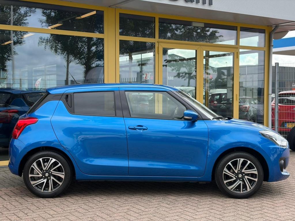 Suzuki Swift 1.2 style smart hybr