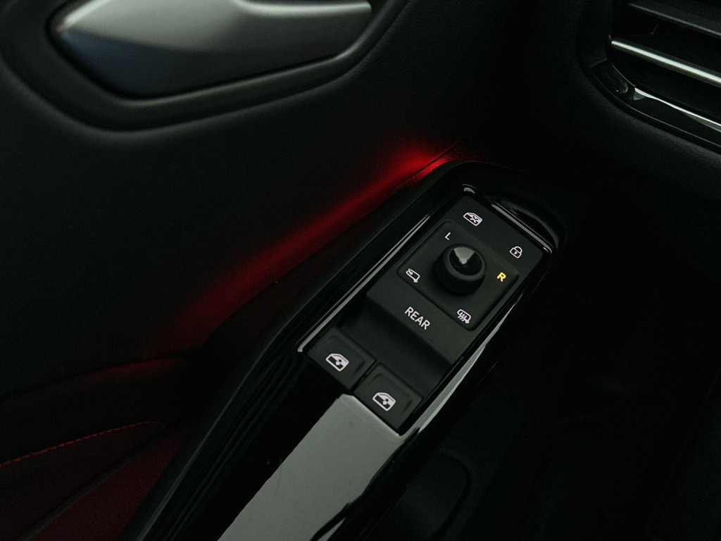 Volkswagen Id.3 gtx performance 79 kwh accu, 240 kw / 326 pk hatch