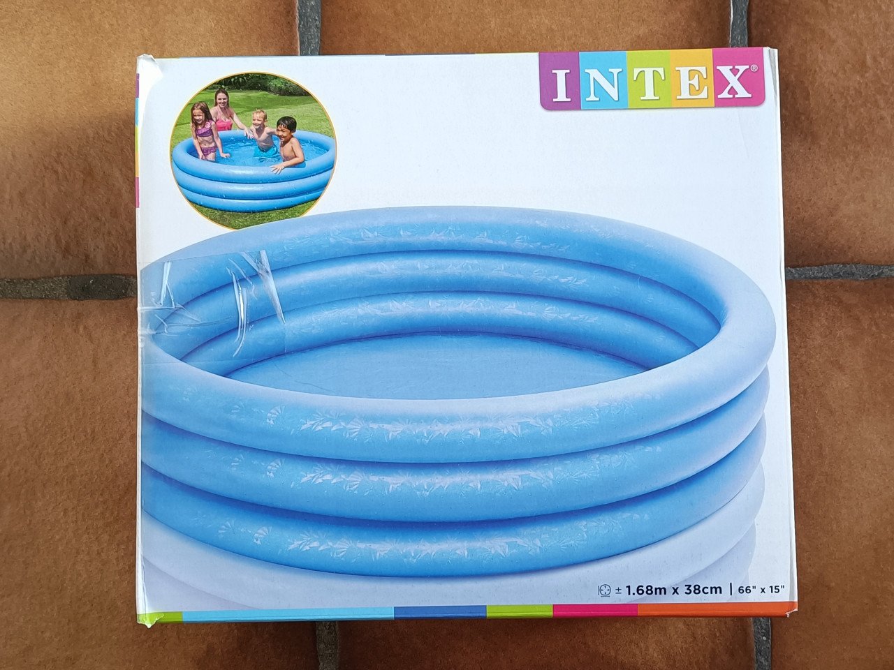 Opblaasbare tuin zwembaden, 2 stuks. Je kan het alvast maar hebben