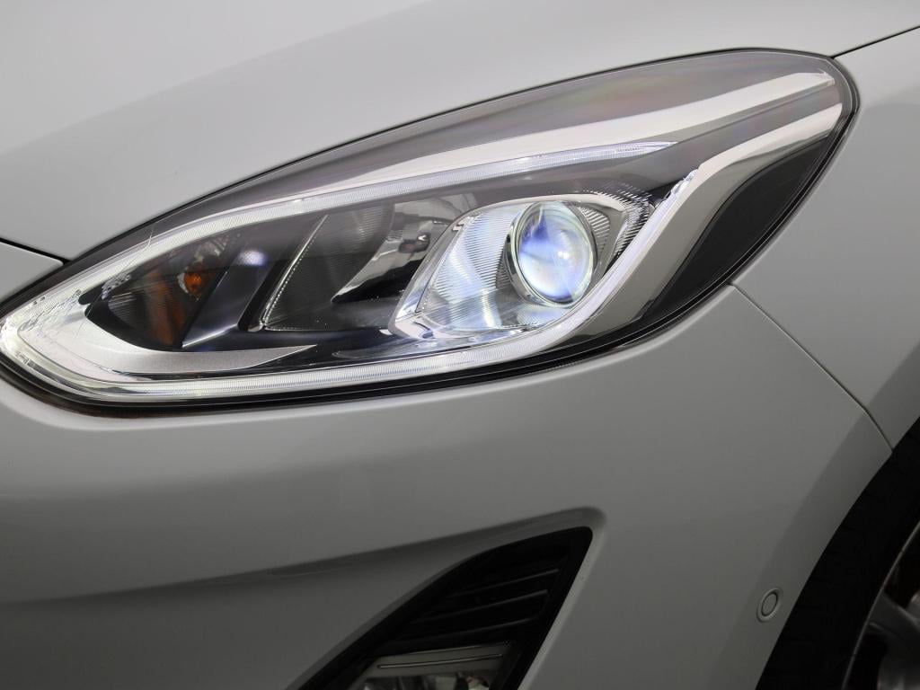 Ford Fiesta 1.0 ecoboost titanium x | lmv | parkeer sensoren | led | naviga