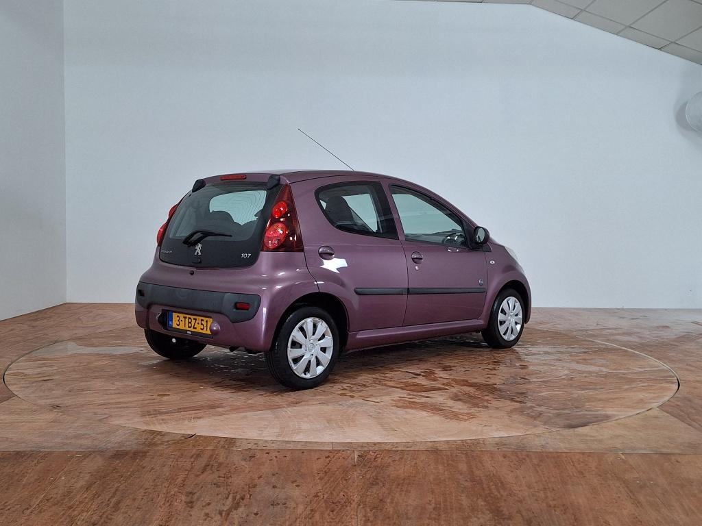 Peugeot 107 1.0 envy