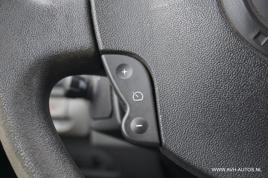 Renault Scenic 1.6-16v expression basis