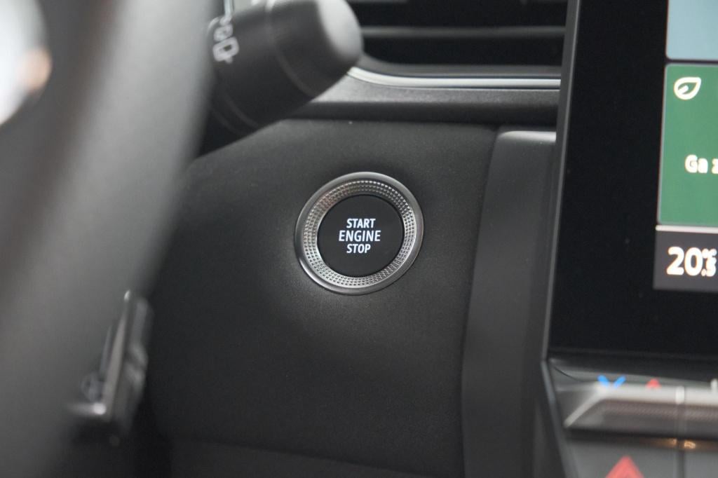 Renault Captur mild hybrid 160 edc techno | pack winter | camera | adaptiev