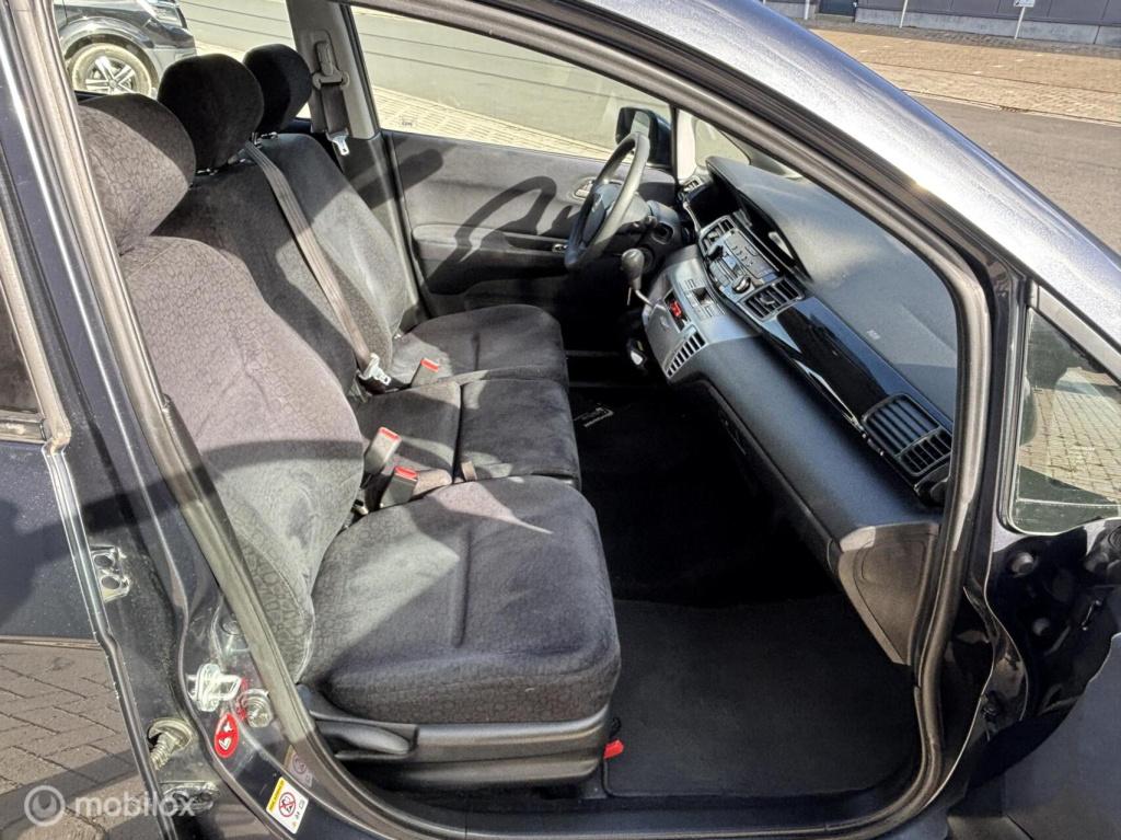 Honda Fr-v 2.0i comfort 6 versn. apk 5-2027