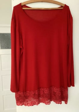 Mooi tuniek met kant maat xl
