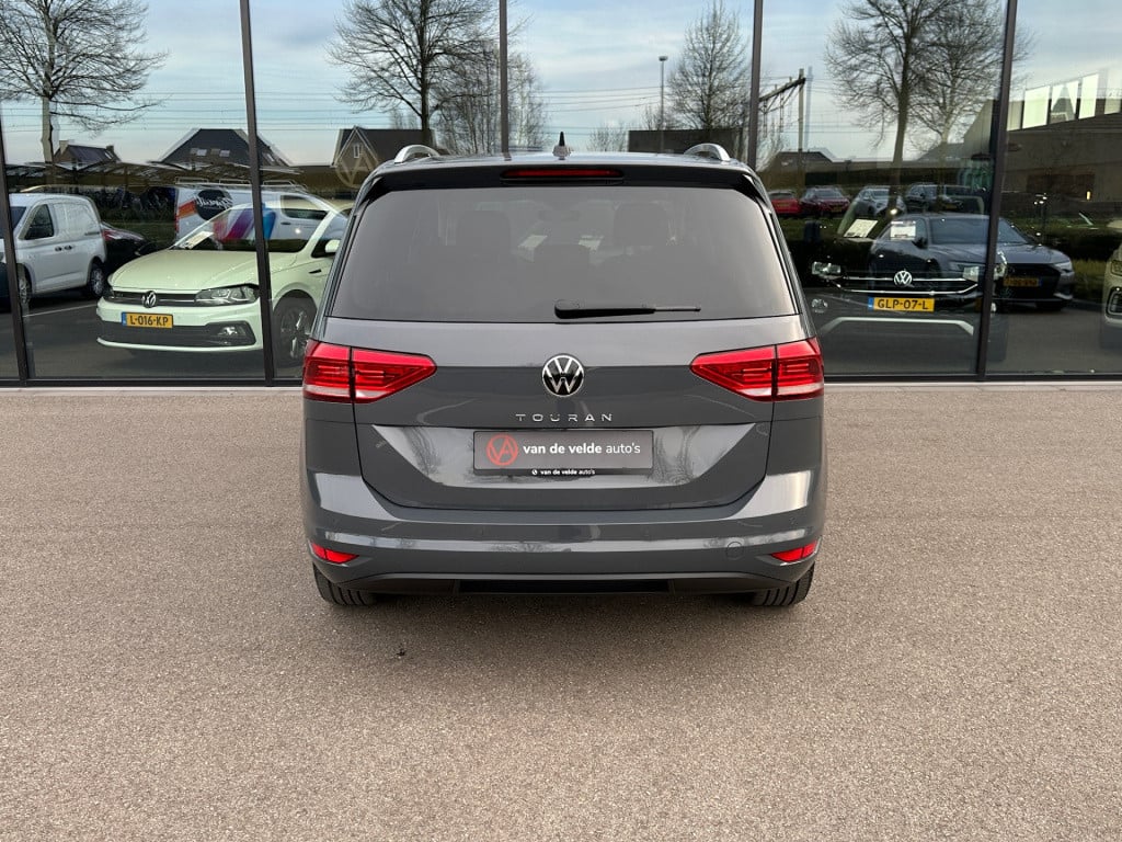 Volkswagen Touran 1.5 tsi 150pk dsg highline 7-persoons | dode hoek | virtu