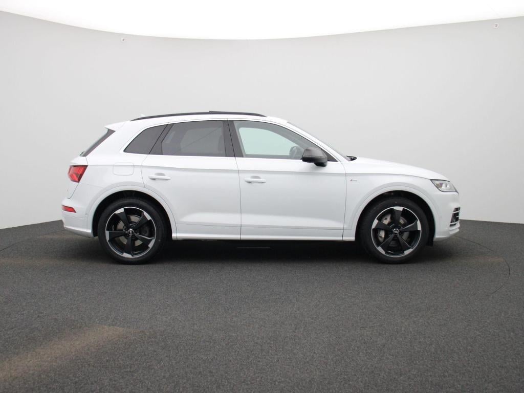 Audi Q5 55 tfsi e quattro competition | s- line | panoramadak | bang & oluf