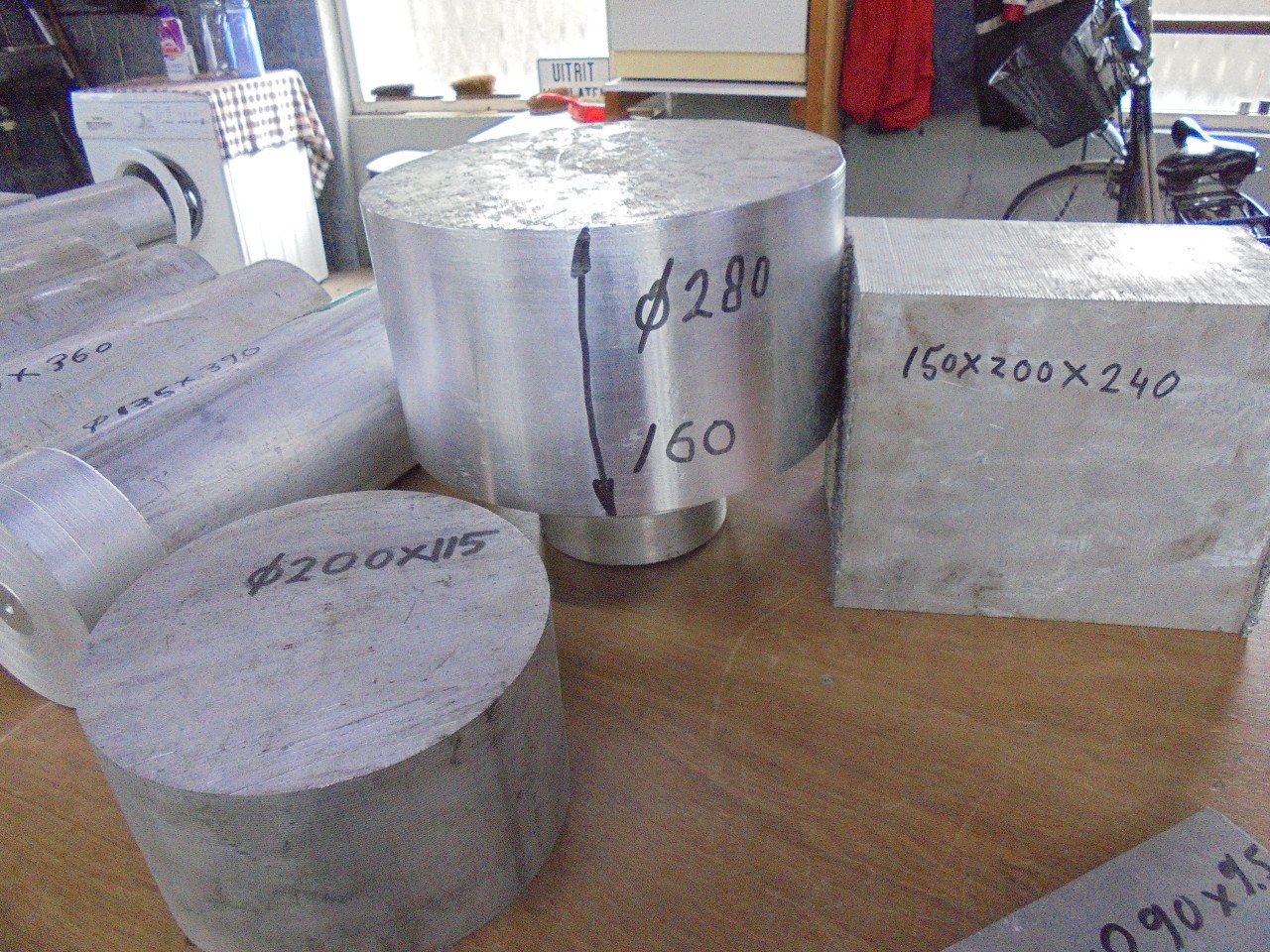 Aluminium Rondstaf, Vierkant en Plaatmateriaal.