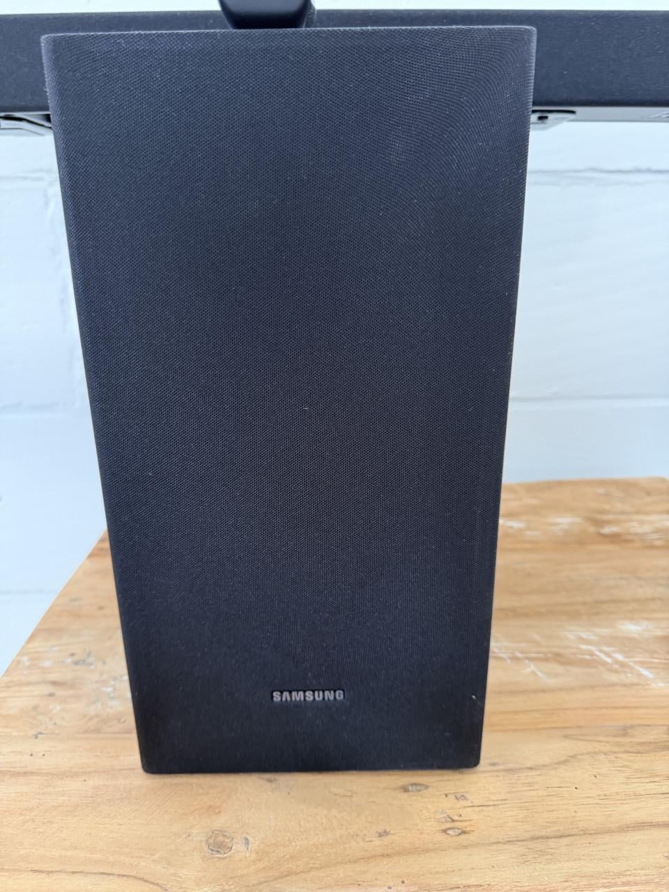 Samsung HW-T420 Soundbar + draadloze subwoofer