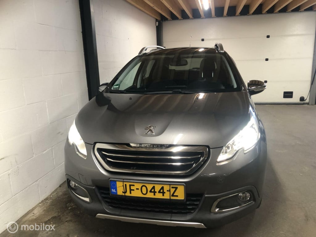 Peugeot 2008 1.2 puretech allure