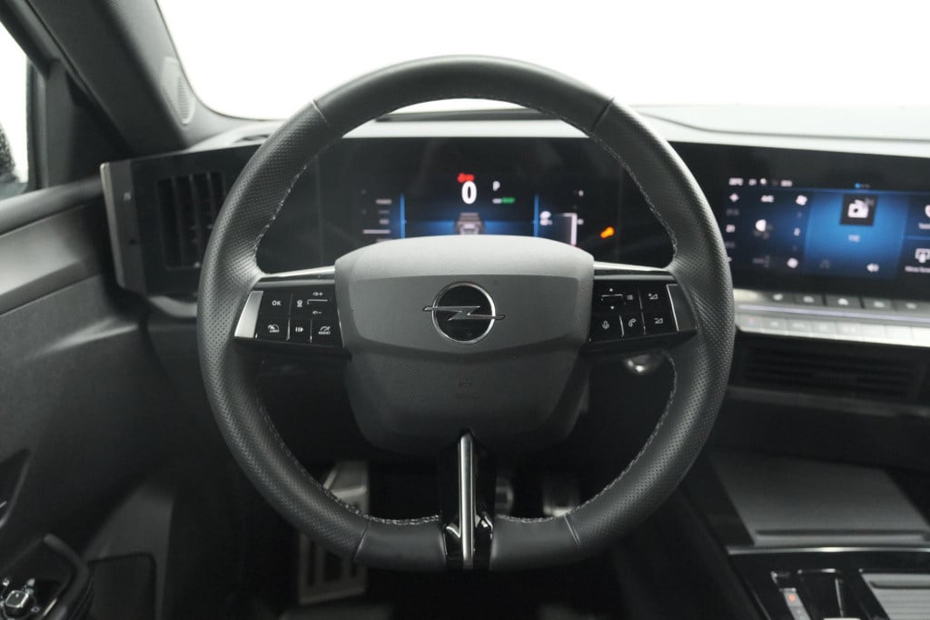 Opel Astra electric 54 kwh gs ultimate | elektrisch panoramdak | 360 camera