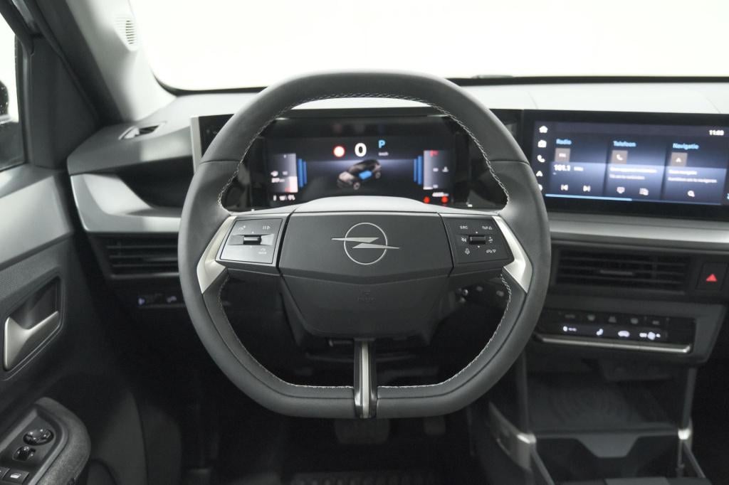 Opel Frontera 1.2 turbo hybrid 145 gs | 7 zitplaatsen | camera | dodehoekde