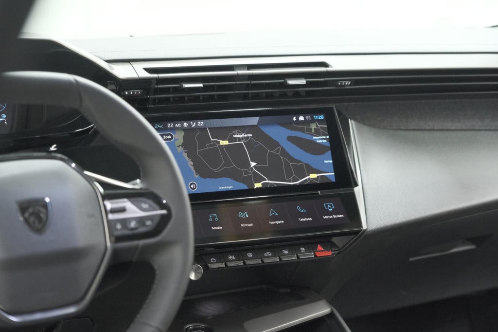 Peugeot 408 1.2 hybrid 136 e-dcs6 allure | 360 camera | navigatie | parkeer