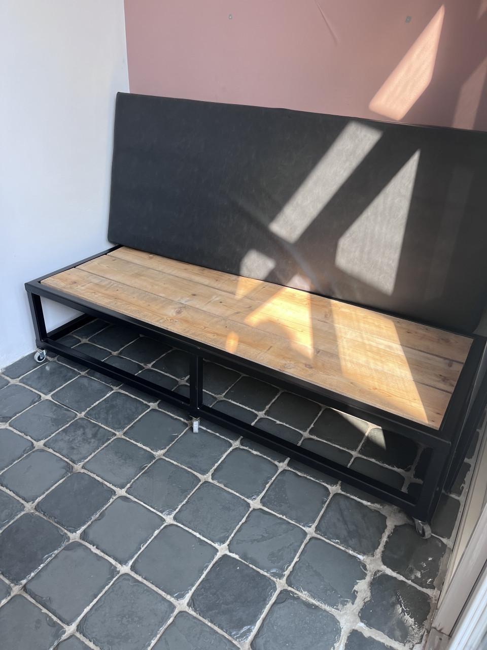 Industrieel Daybed 180