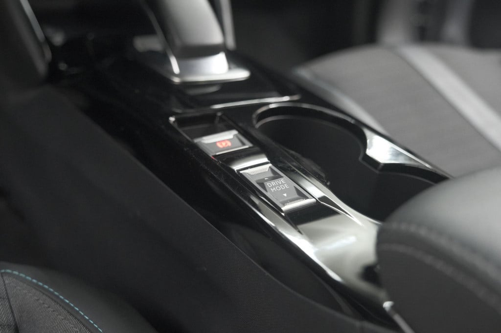 Peugeot E-2008 ev gt 50 kwh | 3 fase laadfunctie | camera | navigatie | par