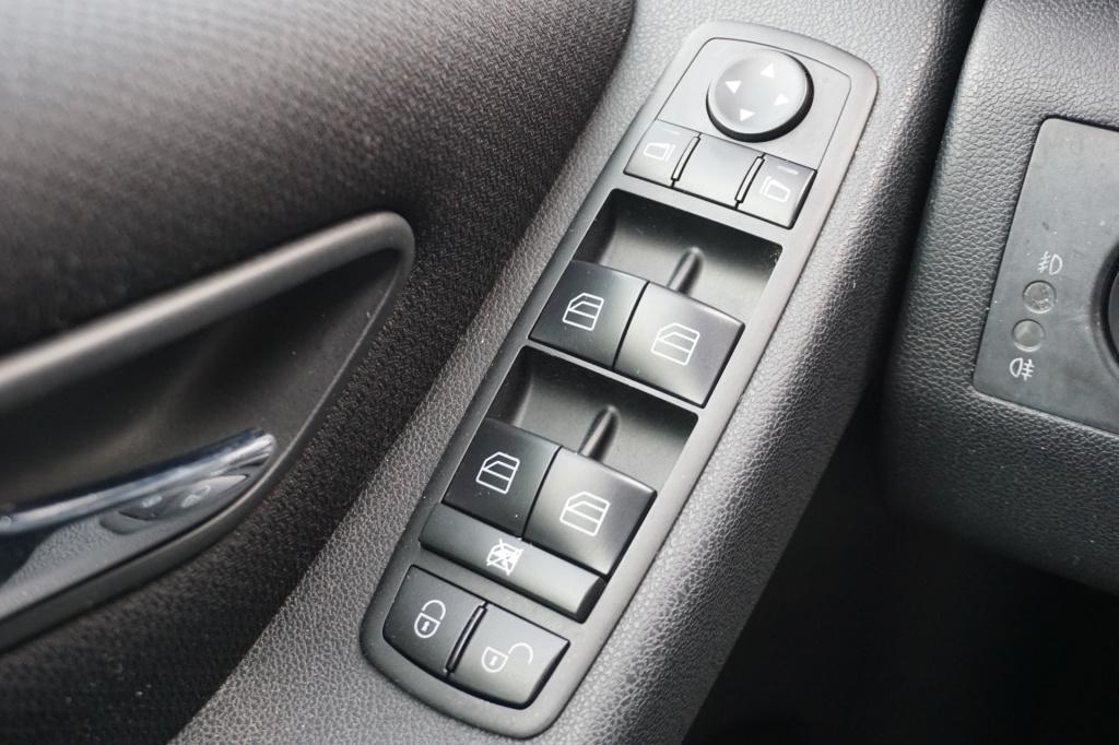 Mercedes-Benz B-Klasse 200 airco / elektr. ramen / pano / parkeersens. / lm