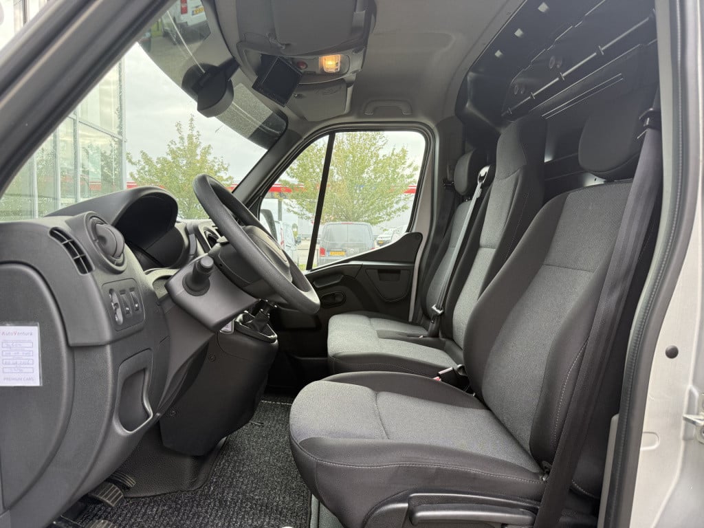 Renault Master t35 2.3 dci l2h2 energy | trekhaak | camera | airco | pdc