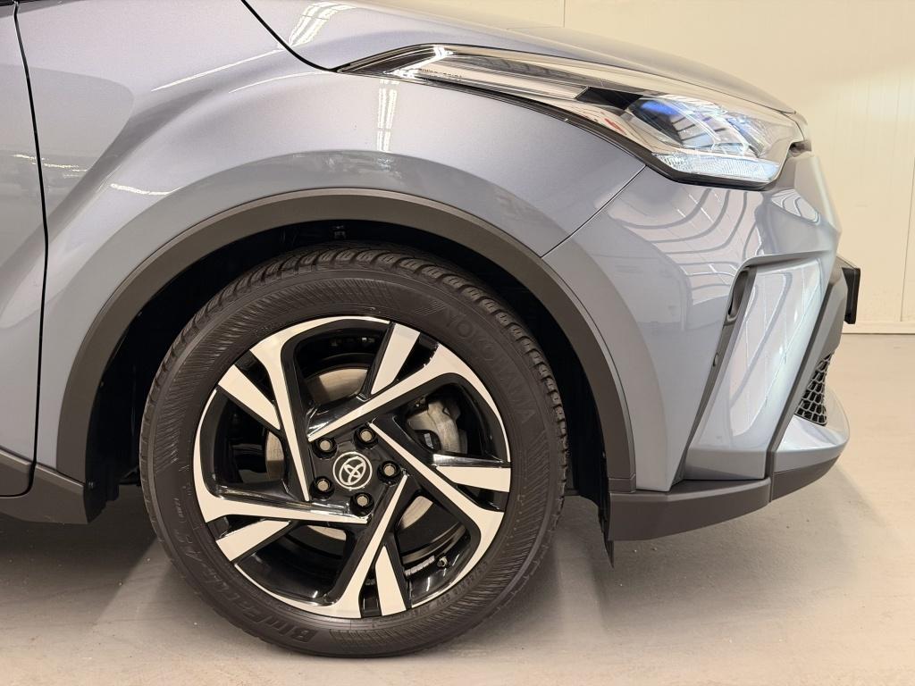 Toyota C-hr 1.8 hybrid dynamic | camera | navigatie |