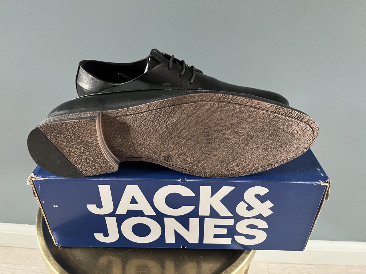 Nette heren schoenen jack en jonas maat 43
